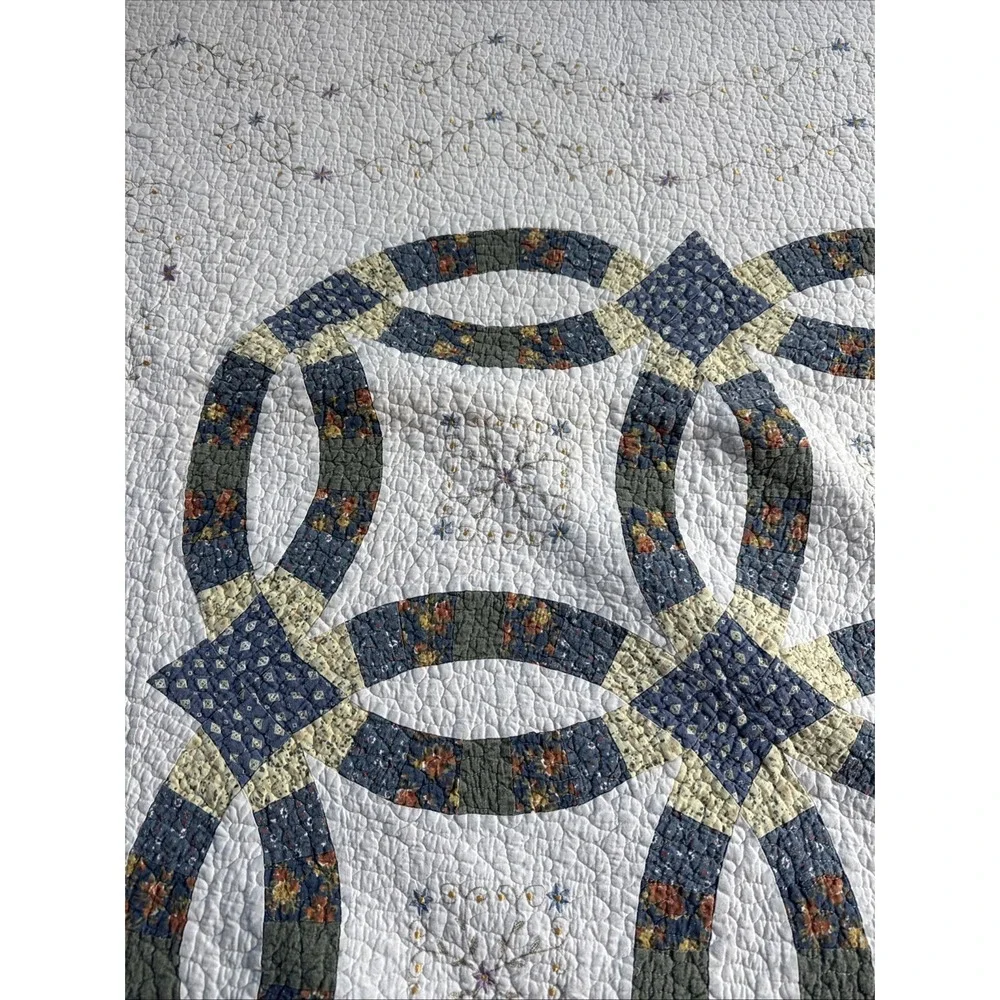 Vintage Double Wedding Ring Floral Patchwork Quilt Queen 81x83 Blue Cream Green